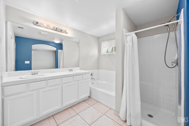 12200 Verdelho Avenue, Bakersfield, CA 93312