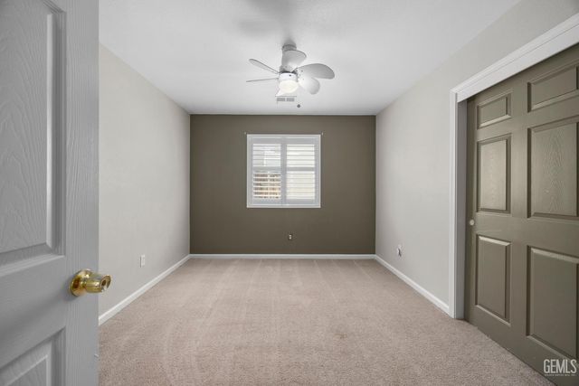 12200 Verdelho Avenue, Bakersfield, CA 93312