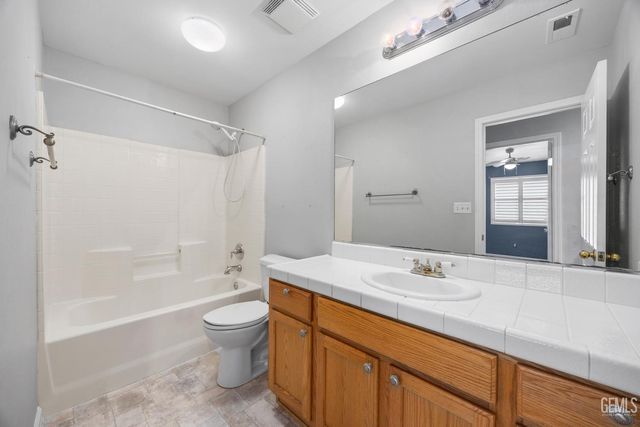 12200 Verdelho Avenue, Bakersfield, CA 93312