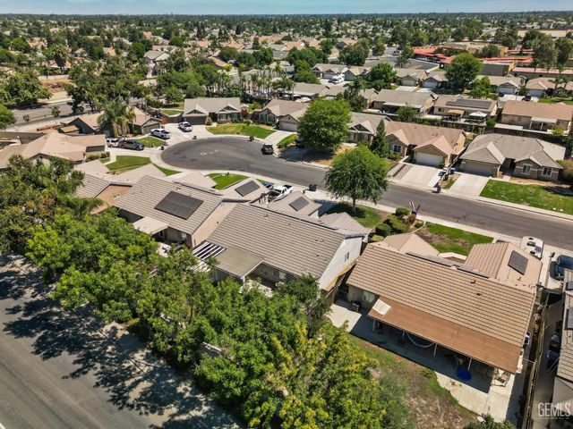 12200 Verdelho Avenue, Bakersfield, CA 93312