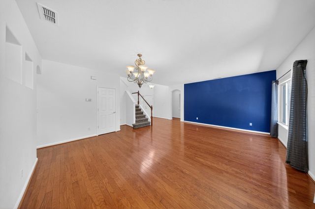 210 Battlecreek Cir, Sacramento, CA 95835