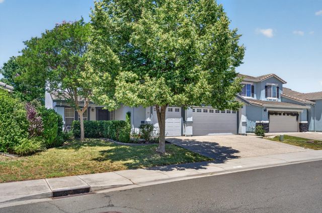 210 Battlecreek Cir, Sacramento, CA 95835
