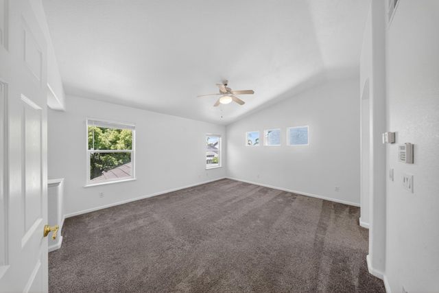 210 Battlecreek Cir, Sacramento, CA 95835