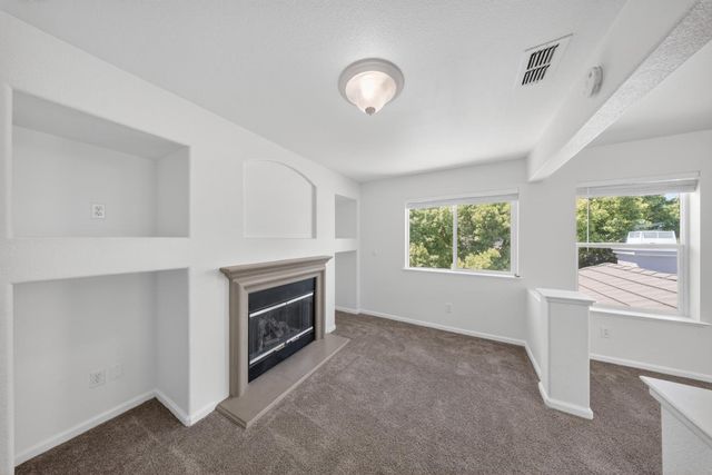 210 Battlecreek Cir, Sacramento, CA 95835