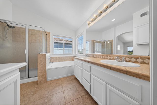 210 Battlecreek Cir, Sacramento, CA 95835
