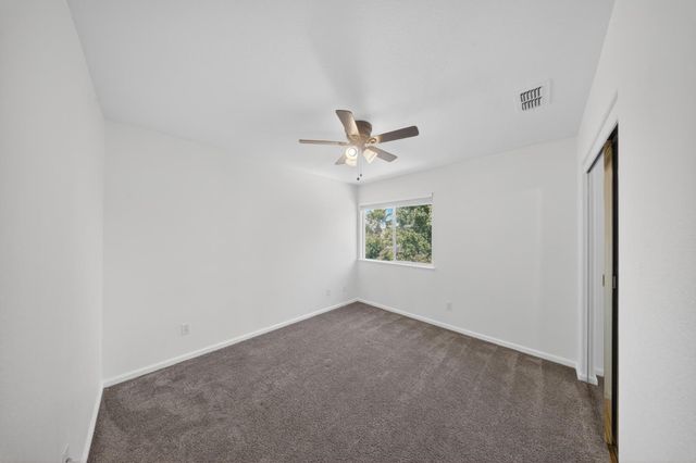 210 Battlecreek Cir, Sacramento, CA 95835