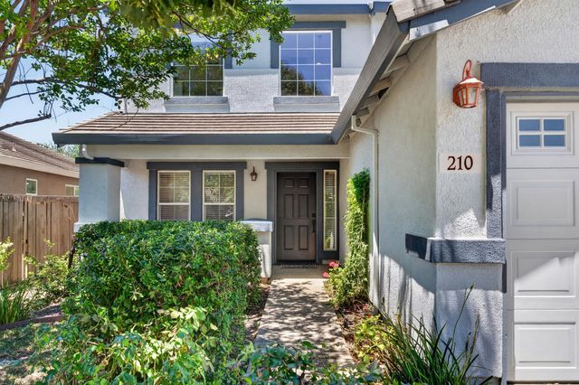 210 Battlecreek Cir, Sacramento, CA 95835