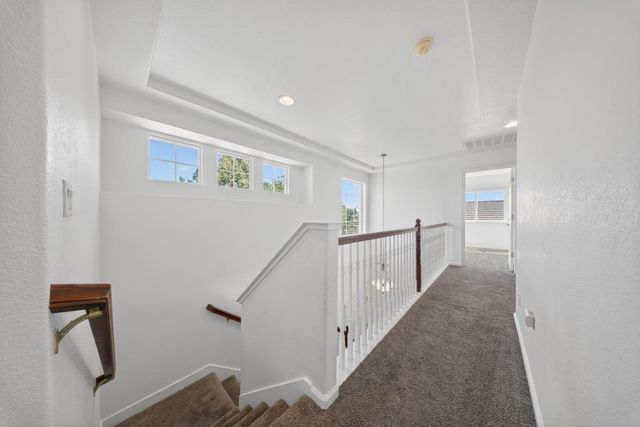 210 Battlecreek Cir, Sacramento, CA 95835