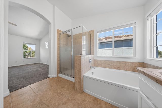 210 Battlecreek Cir, Sacramento, CA 95835