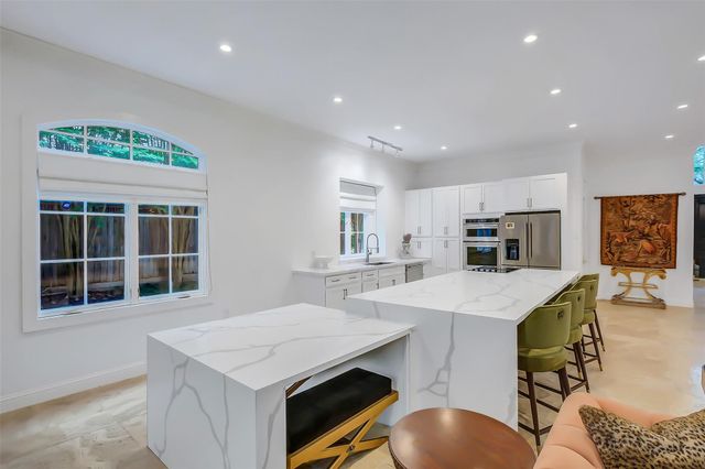 854 Plainwood Drive, Houston, TX 77079