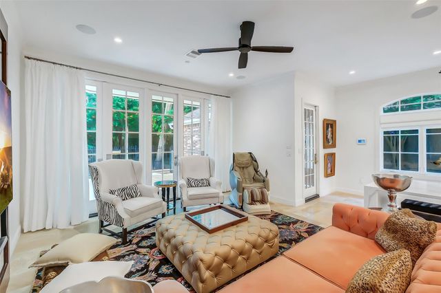 854 Plainwood Drive, Houston, TX 77079