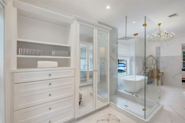 854 Plainwood Drive, Houston, TX 77079