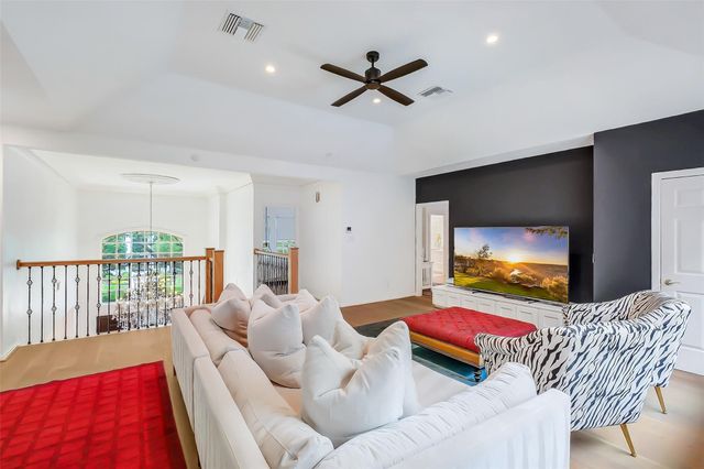 854 Plainwood Drive, Houston, TX 77079