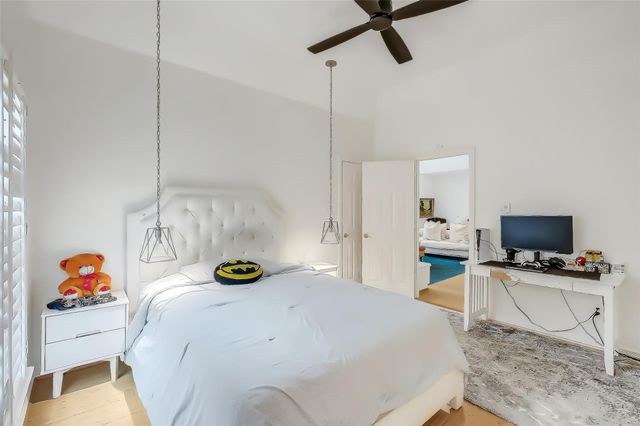 854 Plainwood Drive, Houston, TX 77079