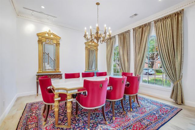 854 Plainwood Drive, Houston, TX 77079