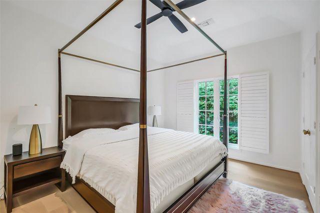 854 Plainwood Drive, Houston, TX 77079