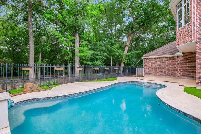854 Plainwood Drive, Houston, TX 77079