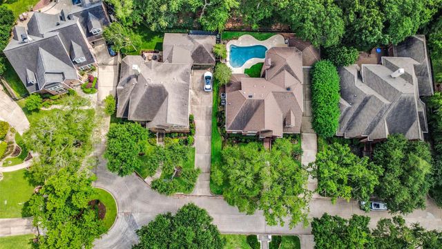 854 Plainwood Drive, Houston, TX 77079