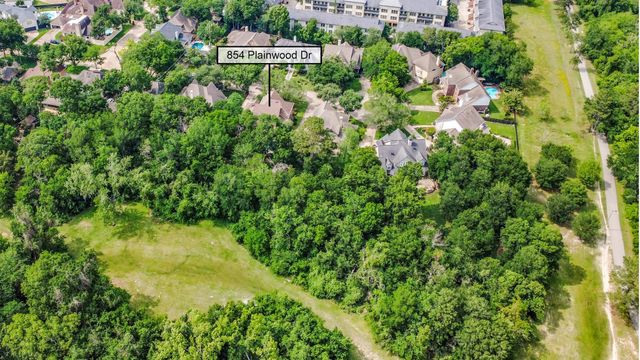 854 Plainwood Drive, Houston, TX 77079