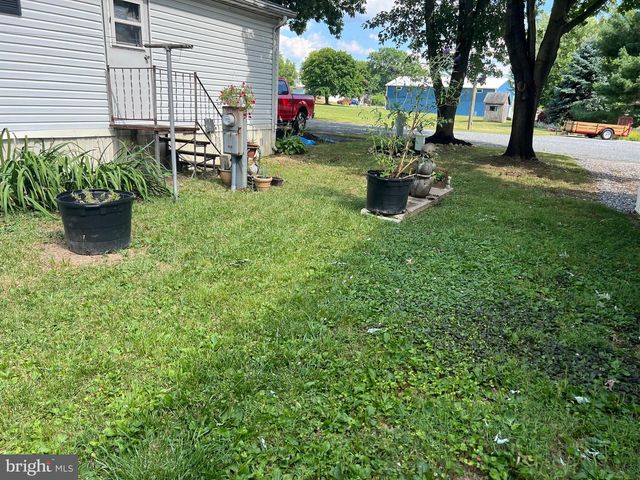 1910 SCHUBERT RD, Bethel, PA 19507