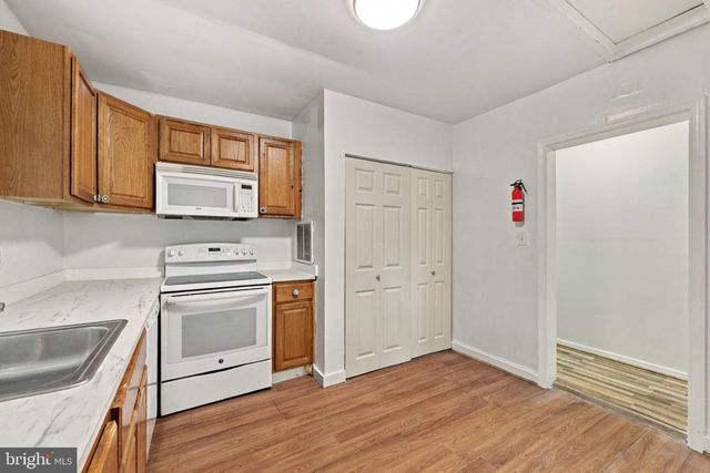 4239 EDSON PL NE, Washington, DC 20019