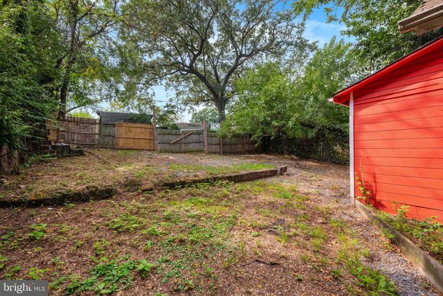 4239 EDSON PL NE, Washington, DC 20019
