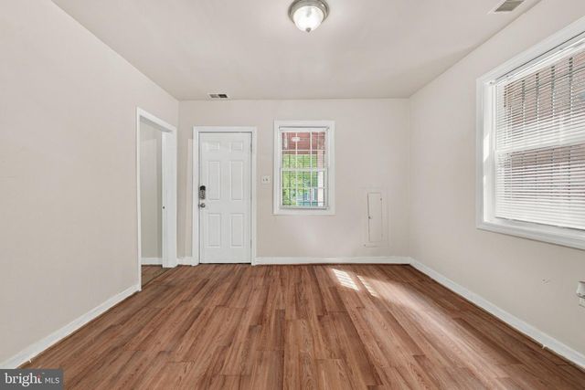 4239 EDSON PL NE, Washington, DC 20019