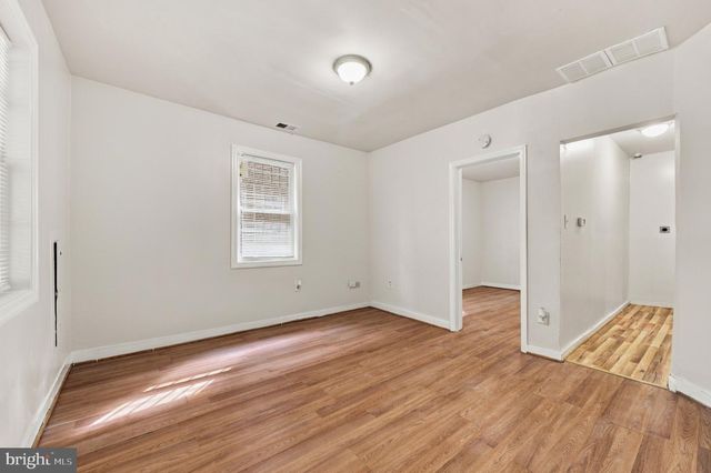 4239 EDSON PL NE, Washington, DC 20019