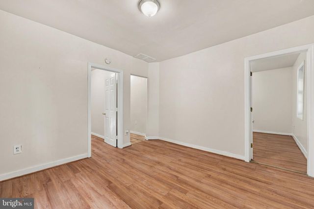 4239 EDSON PL NE, Washington, DC 20019