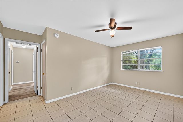 9225 Mclean Street, Beaumont, TX 77707