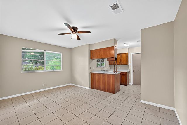 9225 Mclean Street, Beaumont, TX 77707