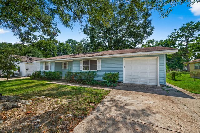 9225 Mclean Street, Beaumont, TX 77707