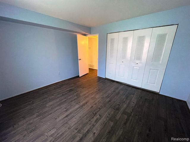 902 Chestnut Hill Drive C, Auburn Hills, MI 48326