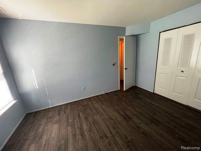 902 Chestnut Hill Drive C, Auburn Hills, MI 48326