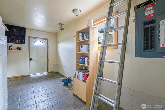 232 Bridgeway, Everett, WA 98201