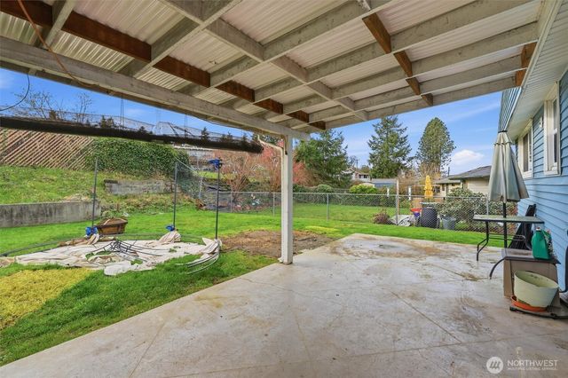 232 Bridgeway, Everett, WA 98201