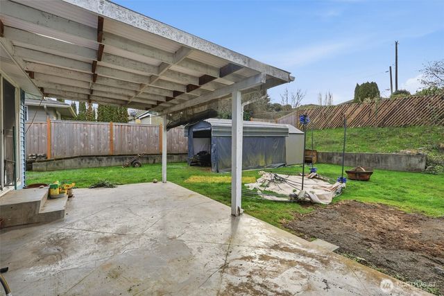 232 Bridgeway, Everett, WA 98201