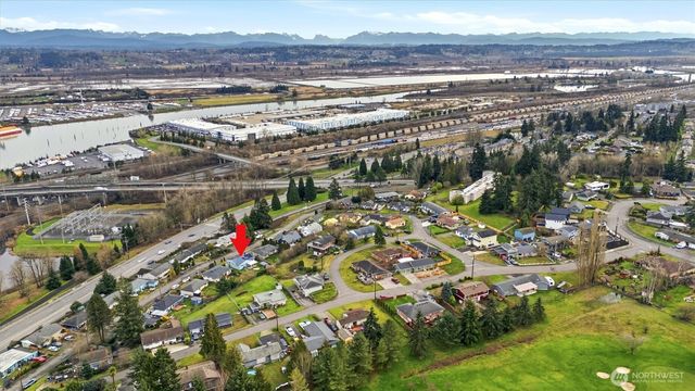 232 Bridgeway, Everett, WA 98201