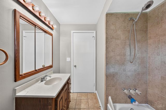 5564 Garrett Drive, Miami Twp, OH 45150