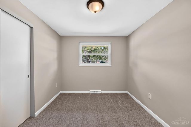 5564 Garrett Drive, Miami Twp, OH 45150