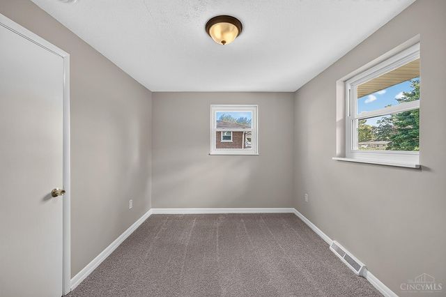5564 Garrett Drive, Miami Twp, OH 45150