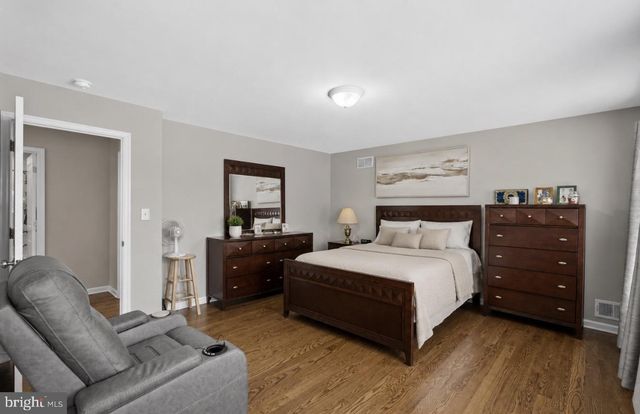 98 BUDD AVE, Pemberton, NJ 08068