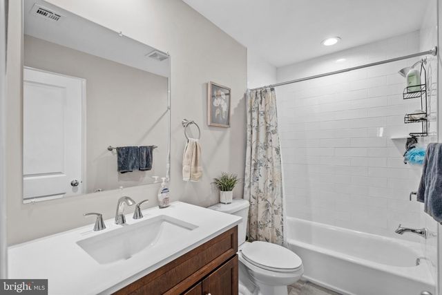 98 BUDD AVE, Pemberton, NJ 08068
