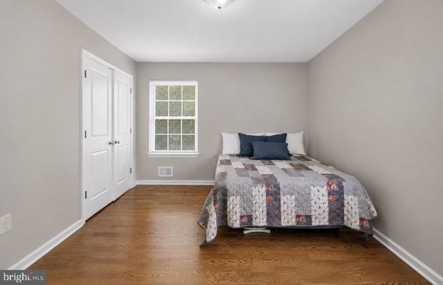 98 BUDD AVE, Pemberton, NJ 08068
