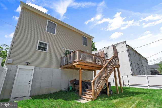 98 BUDD AVE, Pemberton, NJ 08068