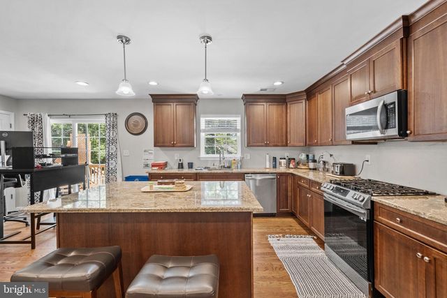 98 BUDD AVE, Pemberton, NJ 08068