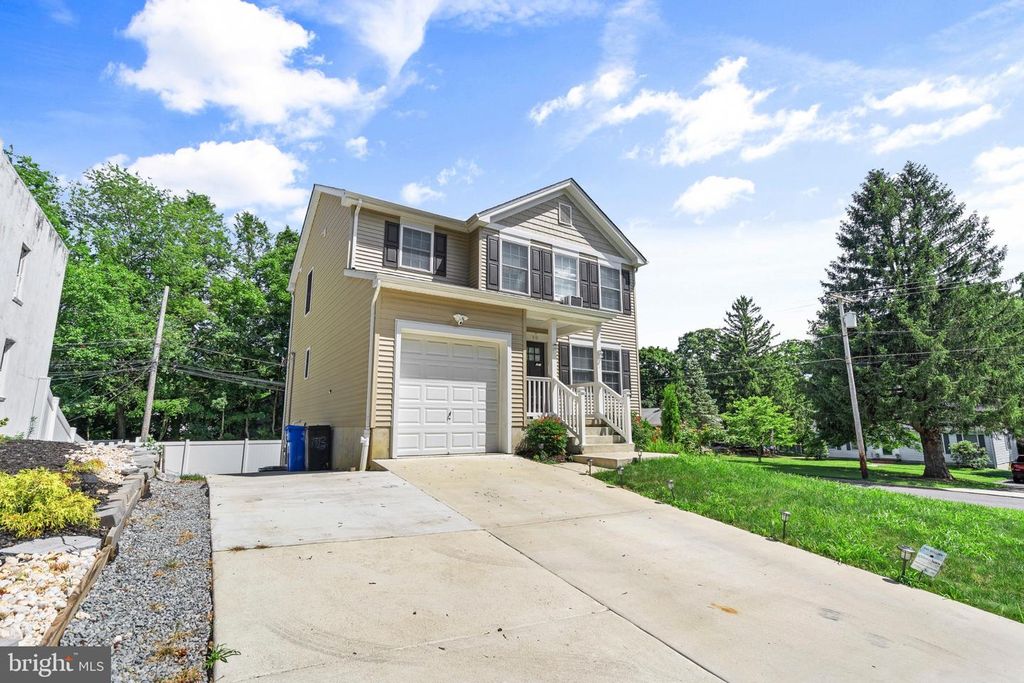 98 BUDD AVE, Pemberton, NJ 08068