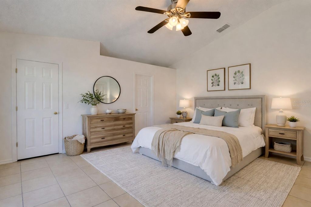 Image 18 of property listing at 709 DEL PRADO DRIVE, Kissimmee, FL 34758