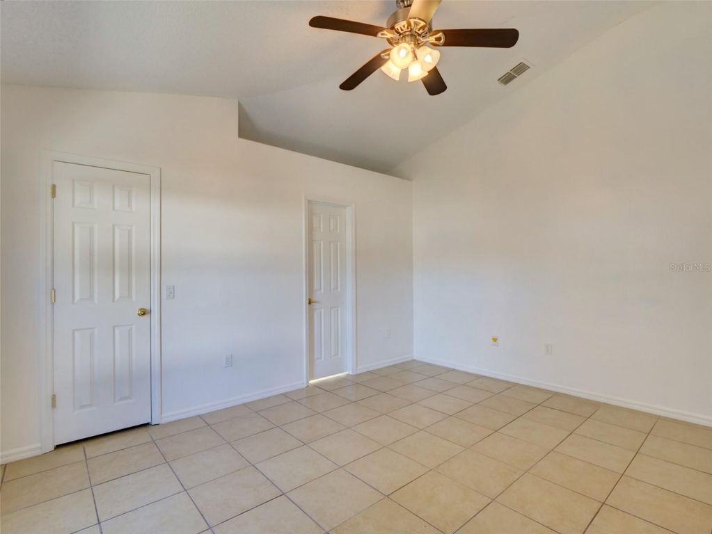Image 19 of property listing at 709 DEL PRADO DRIVE, Kissimmee, FL 34758