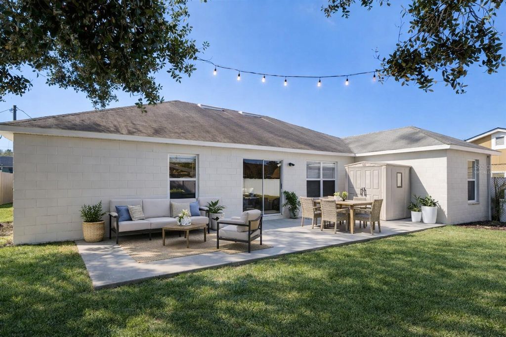 Image 27 of property listing at 709 DEL PRADO DRIVE, Kissimmee, FL 34758